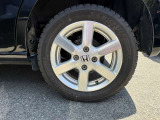 純正アルミ標準!タイヤサイズは155/65R14