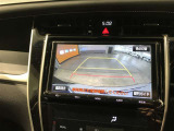 バックガイドモニターで、後方を確認しながら安心して駐車することができます。運転初心者も熟練者も必須の機能ですよ!