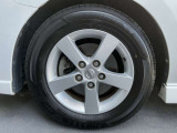 おしゃれは足元から。日産純正のアルミホイールで足元すっきり。タイヤサイズは195/65R15になります
