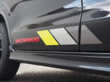 純正デカール搭載!さりげなくサイドシルにWORKS文字でアピール!!
