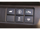 Honda SENSINGを装備!対象の位置や速度の測定に強いミリ波レーダーと、対象の形や大きさの識別に強い単眼カメラなどを融合した高精度な検知機能で、安心・快適な運転を支援します。
