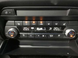 オートエアコン付き。左右それぞれで温度調節ができます!