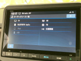 多彩なオーディオソースに対応。お好みの音楽をクリアなサウンドで楽しめます。移動時間を快適に彩ります。