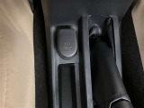 付属品はこちらになります。ご質問等ございましたらお気軽にお問い合わせください!