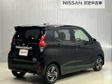 運転席からの視界が左右に広く隅々まではっきりと見渡せます。車の前端も把握しやすく安心して運転できます★