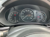 見やすいスピードメーター!運転に集中できます♪
