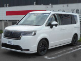 斜め後ろの車をお知らせする、ブラインドスポットインフォメーション装備です☆