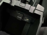シガーソケット用の充電器が使用可能です!
