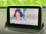 画面にテレビ映像を表示でき、停車中の休憩時間などに映像を楽しめます。見やすい位置にモニターが設けられており、お出かけ先で待ち時間を過ごす際にも活用できます。