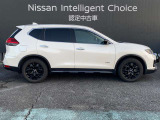 ボディカラーは人気のホワイトパールです。