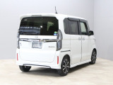 【コーティング/ガードコスメSP】好評のコーティング施工で愛車のボディをケアしませんか?紫外線や酸性雨等の劣化によって塗装面の光沢の消失や塗装の剥離を防ぎます!