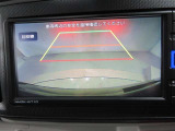 バックガイドモニターで、後方を確認しながら安心して駐車することができます。運転初心者も熟練者も必須の機能ですよ!