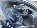 ◆LIBERALAは、輸入車選びの新たなスタイルを提案するインポート・セレクト・ブランドです。オーナー様となる方がクルマから直接感じる感性を第一にした、最良の一台との出会いをコーディネートいたします。