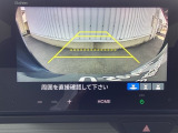 リアカメラ付で、後方をナビ画面で確認。車庫入れも安心です。もちろん、バックギアと連動しています。