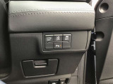 各種スイッチ類はこちらにレイアウトしています。