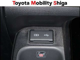 携帯電話の充電などに便利なUSBポート装備しております。