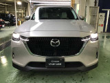 コンセプトは「人生の幅や世界観を広げるクロスオーバー」ボディサイズはCX-3とCX-5の中間となり、伸びやかな美しさと、SUVらしい力強さで、凛としたデザインに仕上げました