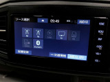 ラジオ、フルセグテレビ、CD再生、DVD再生、SD再生(音楽/動画)、SD録音(別途SDカードが必要です)、Bluetoothオーディオが使用可能です。詳しい仕様については展示店舗までお尋ねください。