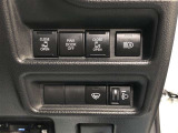 【両側パワースライドドア】ワンタッチで開閉可能なので、荷物を抱えながらでも乗り降り快適です!挟み込み防止機能やチャイルドロックなど安全性にも配慮しています。