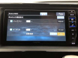 Bluetooth(ブルートゥース)接続機能付き。スマートフォンなどからお気に入りの音楽をワイヤレス再生できます。ドライブがさらに楽しくなりますね。