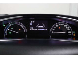 マルチインフォメーションディスプレイ付きのメーターです!エコ運転へ導く多彩な情報を表示してくれます。