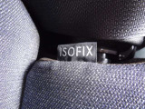 後席のISOFIX固定部やシート形状を確認できます。
