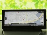 道路や周辺施設が地図上に表示され、現在地を確認しながら目的地までの道順を把握できます。画面で位置関係を見渡せるため、初めて向かう場所への移動にも便利です。