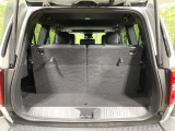 普段のお買い物や通勤、送迎等に十分な荷室スペースを確保しております。セカンドシートを倒すと、大きな荷物の積載も可能です♪