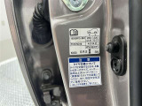 タイヤ標準サイズは「185/60R15」です。