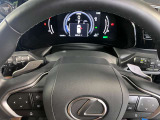 【パドルシフトマチック】マニュアル車のようなダイレクト感のある変速操作が味わえます。