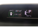 マルチインフォメーションディスプレイでクルマからの様々な運転情報を表示。