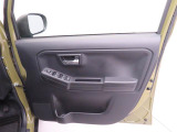 車内の清掃はもちろん、除菌施工済みですので気持ちよくお乗りいただけます。