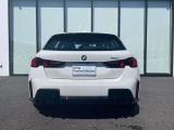 ご納車前には、BMWを熟知したメカニックによる100項目の点検・整備を行います。不具合箇所、交換時期に達している部品に関しましては、全て当社負担で交換してからのご納車となります。