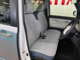 運転席広々