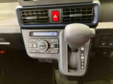 納車前にはプロのメカニックが、各部の点検を行います。ディーラーにしか出来ない品質、そしてサービスできっと満足していただけると思います!