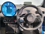 ミニ独特のゴーカートフィーリングと呼ばれる軽快なハンドリングはAT車、MT車のどちらでも楽しめます。