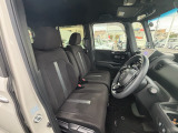 1列目シートです。足元までゆったりとご乗車頂けます!!