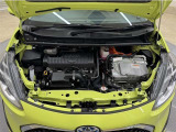 トヨタ中古車「まるごとクリーニング」施工済。エンジンルームを専用洗剤で洗浄!高圧&スチーム洗浄も行います。樹脂部分も艶出し剤でピカピカです☆☆