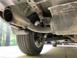 お車を安心してお乗りいただく為には、足回りの定期点検が欠かせません。サービスサポート(有償保証)では無料点検もご提供しており、安心のカーライフをお過ごしいただけるサポート体制が整っています。