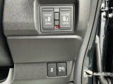 衝突軽減装置を装備!便利な両側電動スライドドア!