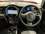 ★お車のお見積りと合わせましてMINI自動車保険のお見積もご用意できます。MINIオーナー様へ向けたMINIディーラーだけの特典がございますMINI自動車保険につきましてもお気軽にご相談下さい。