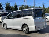 「ロングラン保証」   基本保証1年間にプラス1年と2年の最長で3年間の延長保証(有料)をお付けすることができます。走行距離は無制限ですのでお仕事等で頻繁にお使いのお車でも安心いただけます。