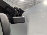 前方用ドライブレコーダーを装備!万が一の際にも走行映像をしっかり記録し、毎日のドライブに大きな安心感をもたらします。