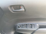 運転席窓操作部