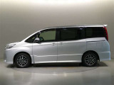 この車両は「まるまるクリン・車両検査証明書付・ロングラン保証付」の3つの安心がセットになった「トヨタ認定中古車」です