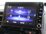 ナビゲーションは純正8インチメモリーナビ(VXU-217NBi)を装着しております。AM、FM、CD、DVD再生、Bluetooth、音楽録音再生、フルセグTVがご使用いただけます。
