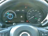 メーターに様々な車両情報を表示してくれる、ディスプレイがついています。