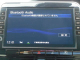 Bluetooth対応ですので、携帯電話の音楽やハンズフリ-での通話などがOKです。