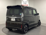 【Honda認定中古車 U-Select】 は3つの安心をお約束します。 1 Hondaのプロが整備した安心。 2 第三者機関がチェックした安心。 3 購入後もHondaが保証する安心。