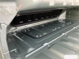 キャビン下を使って荷台フロア長1,975mmを確保。長尺物も積載OK!